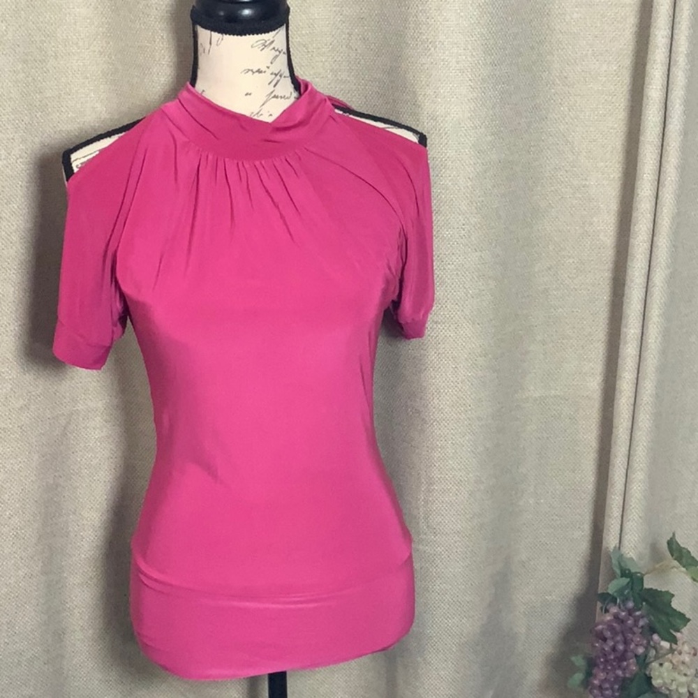 Fashion Junkie Cold Shoulder Tie Back Bow Kitten Hot Pink Fuchsia Medium